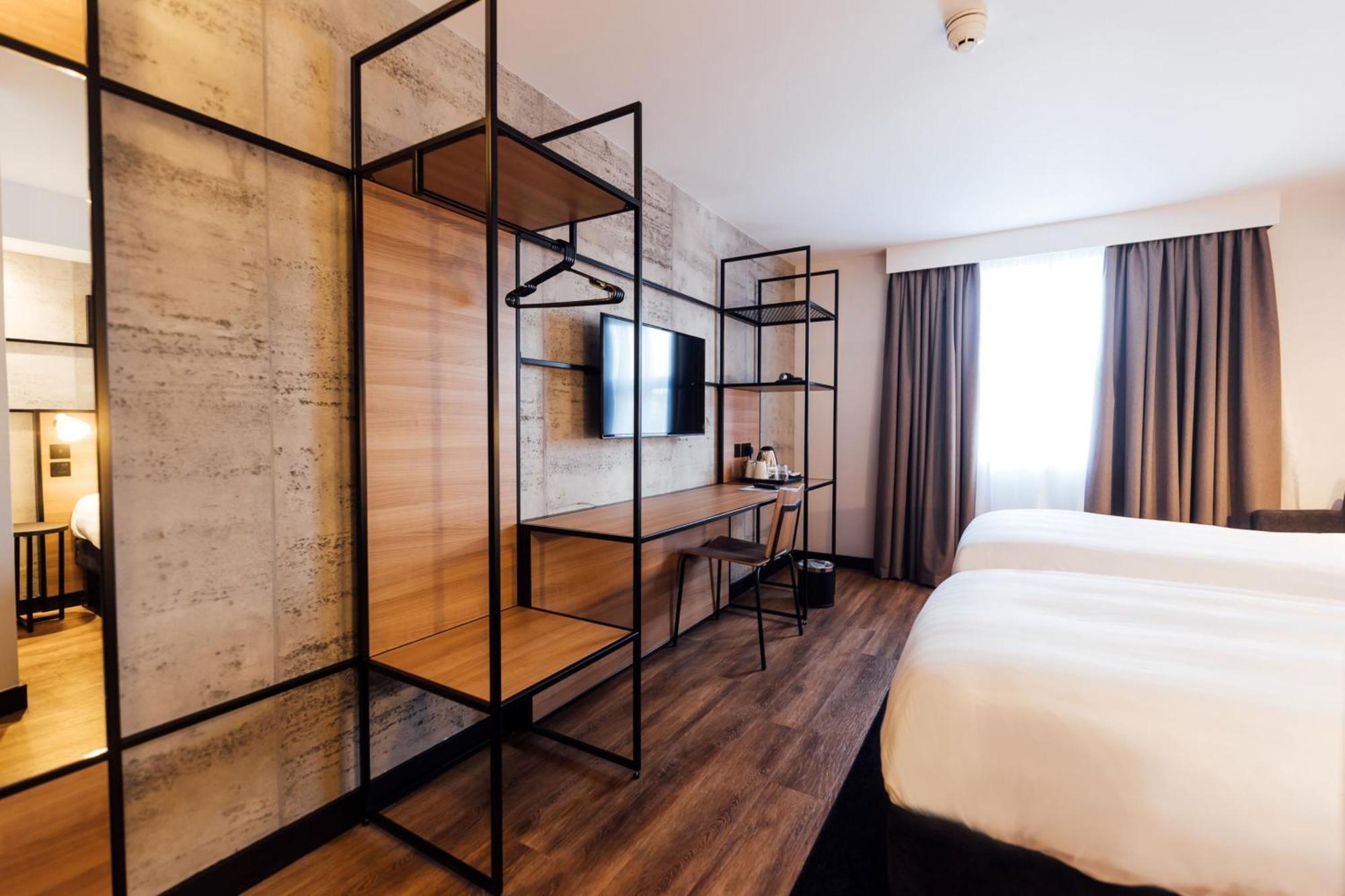 Ibis Coleraine Riverside Exterior foto